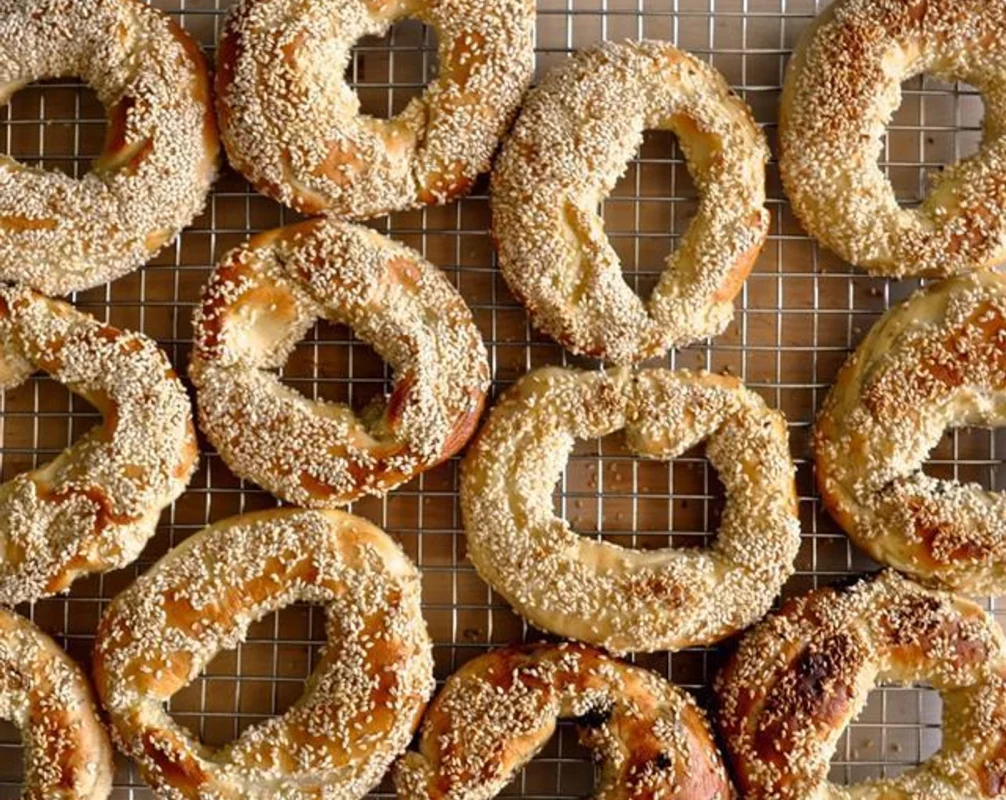 The Authentic Montreal Bagel: A Master Baker's Guide to Crafting Sweet, Dense Perfection 1 93cf8bfb 1b5f 4089 9f58 8fd92b72f484