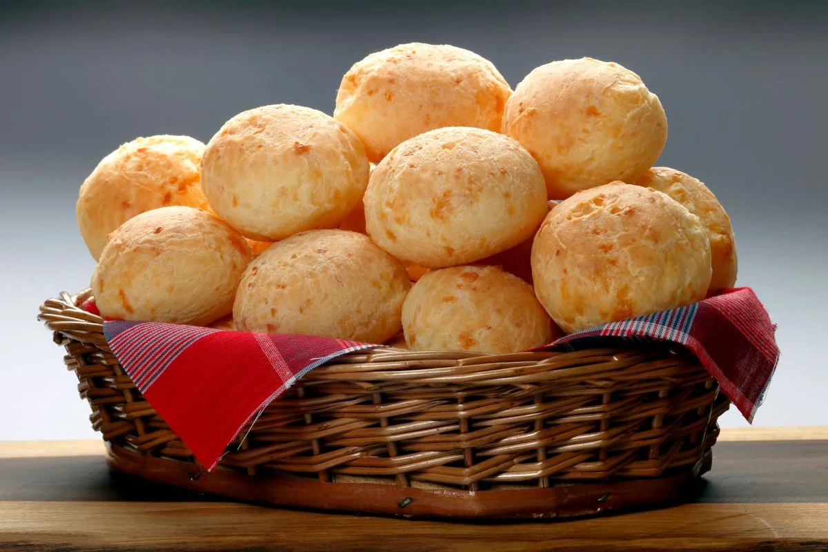 Unlocking the Secrets of Perfect Pão de Queijo with Science and Skill 1 pao de queijo de liquidificador