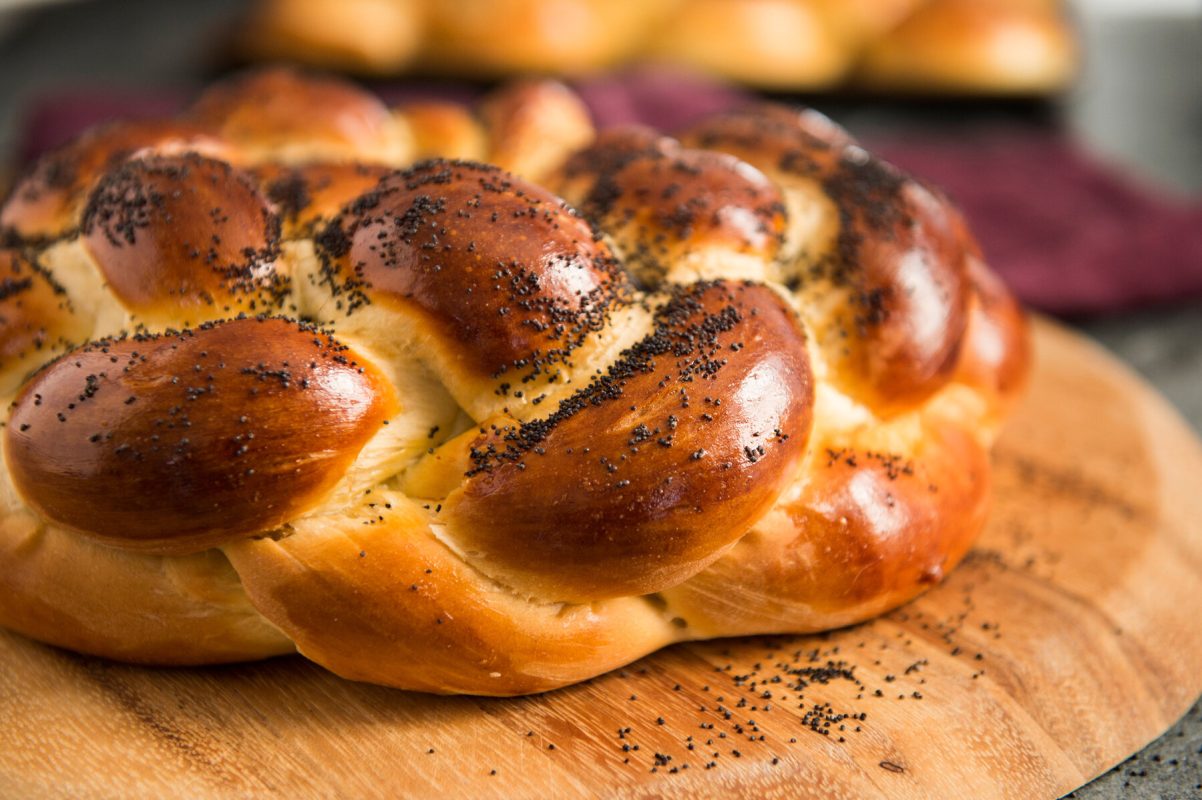 Challah: The Golden Braid of Baking Science and Tradition 1 Challah